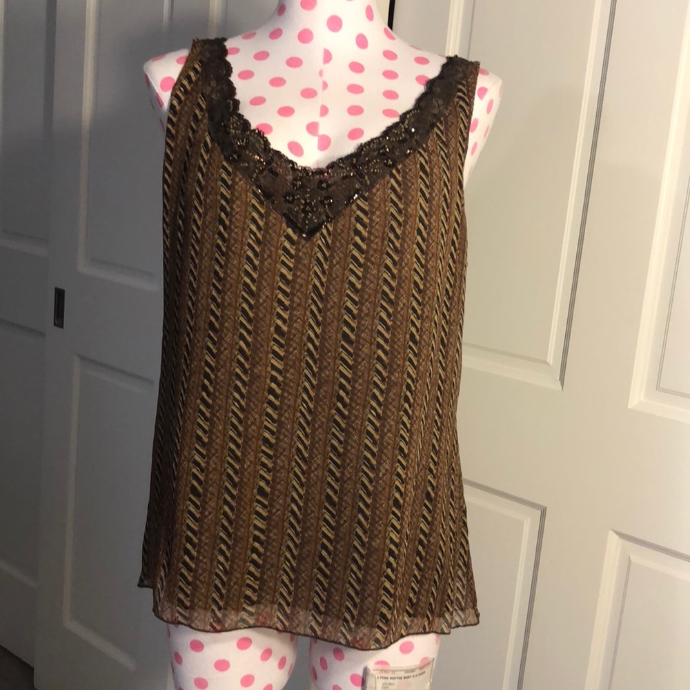 Nine West sleeveless top